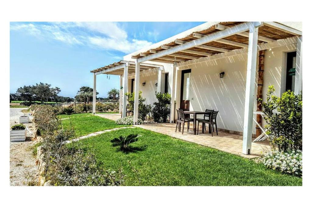 פאביננה Casa Vacanze Senia Del Rais מראה חיצוני תמונה